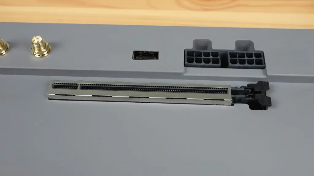 Beelink External GPU Docking Station PCIe?16 Slot Built-in PSU/SSD/Wi-FI Module 600Wpower supply for GTI14 155H/185H GTi12/13 | Fugo Best