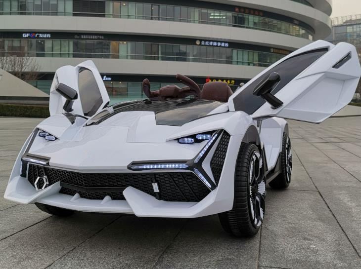 China  12V New Wholesale Butterfly Double Door Kids Electric Car with Remote Control for 2-8 years old | Fugo Best